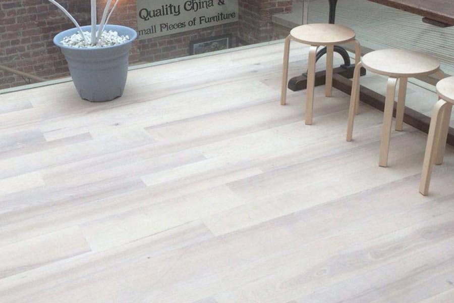 white oiled engineered ash flooring