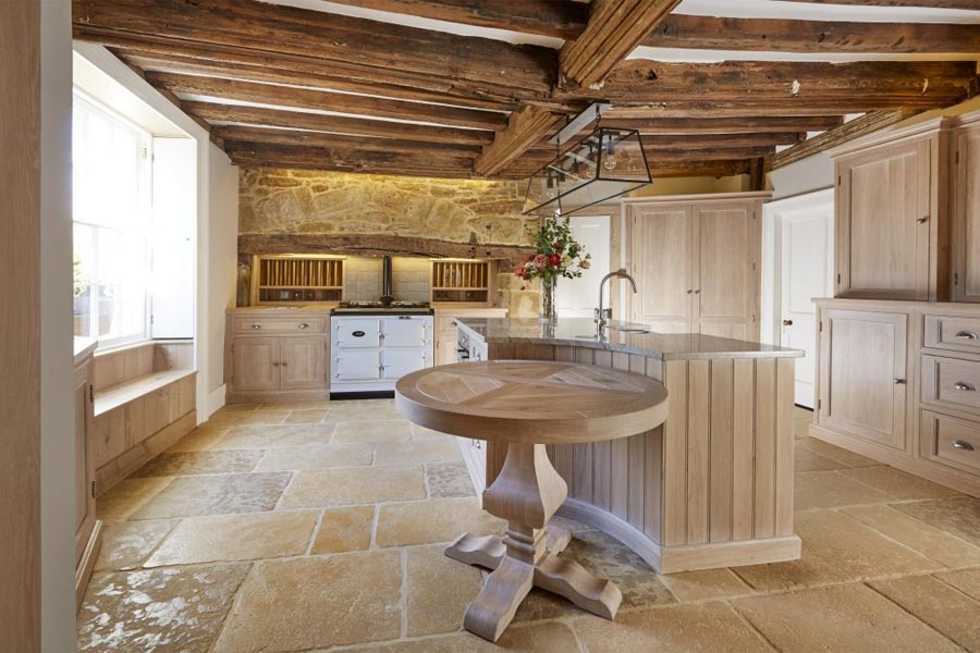 oak kitchen cabinetry